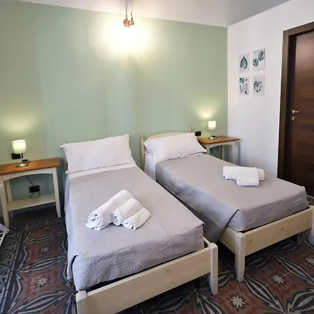 Cataneasy B&B 카타니아